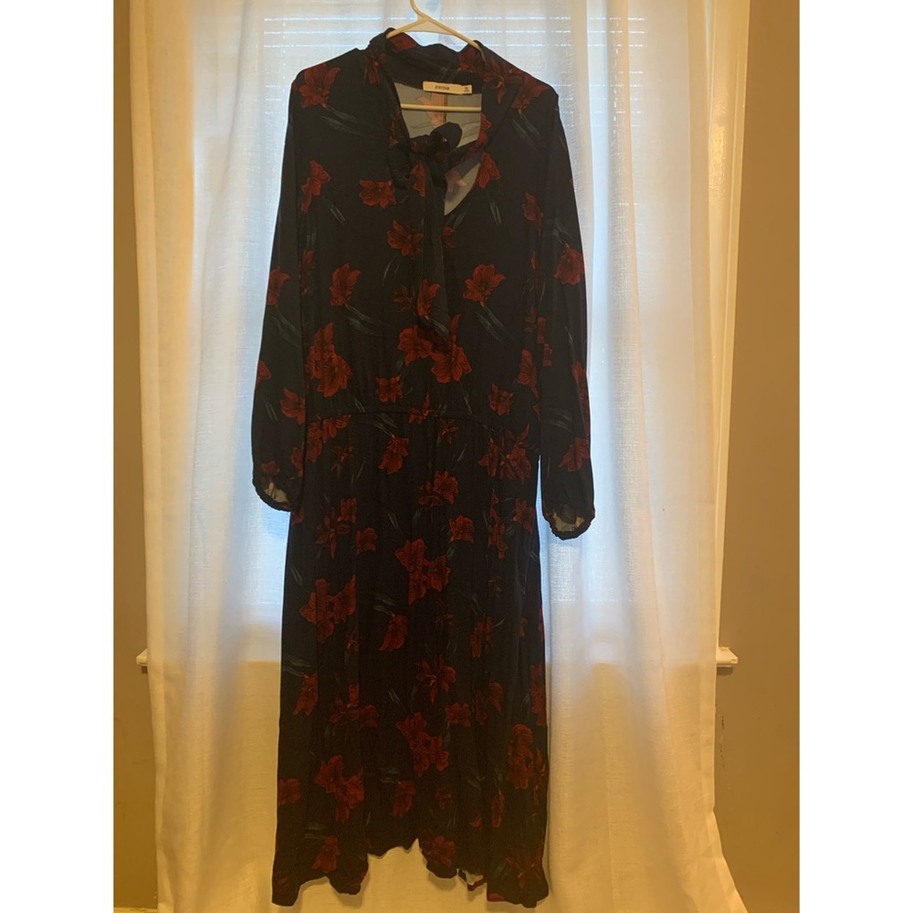 JustFab plus size dress.